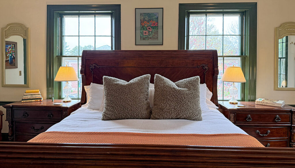 Garden room bed