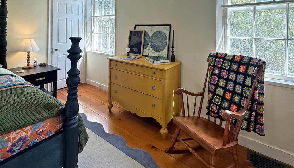 Starlit room dresser